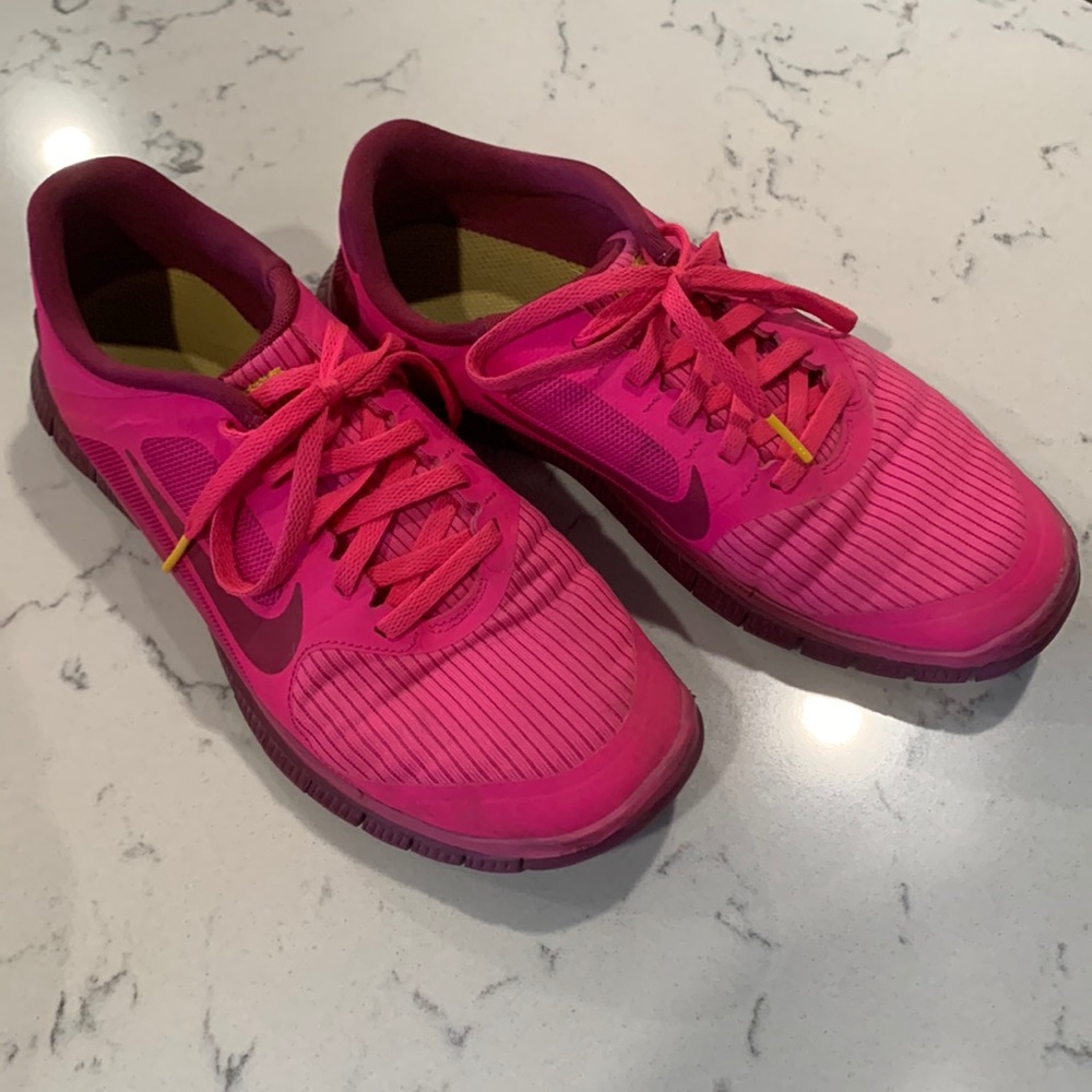 Pink Nike Livestrong Shoes